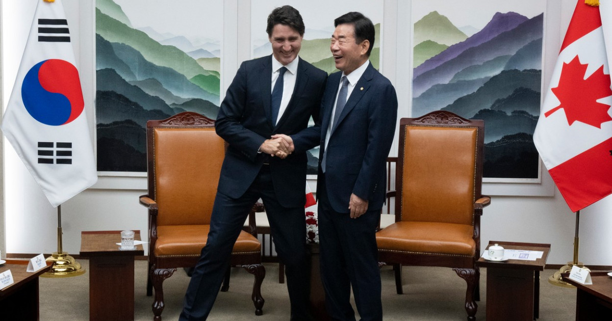 „A făcut din nou de râs Canada în străinătate”. Gestul controversat pe care l-a făcut premierul Justin Trudeau în Coreea de Sud