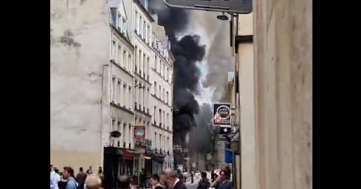VIDEO. Explozie puternică în centrul Parisului: O clădire s-a prăbușit, mai mulți oameni au fost grav răniți